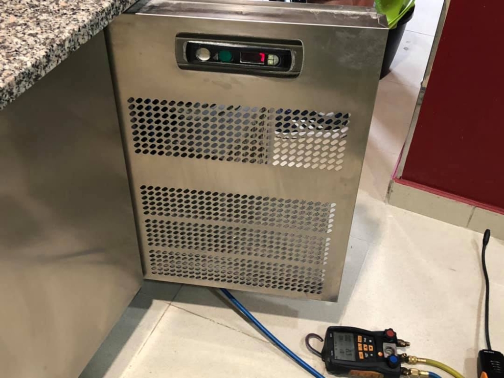 Empresa de instalaciones y reparaciones urgentes de sistemas de climatización, frío industrial y paneles fotovoltaicos y revisiones de electricidad y gas en Motril Empresa de instalaciones y reparaciones urgentes de sistemas de climatización, frío industrial y paneles fotovoltaicos y revisiones de electricidad y gas en Motril